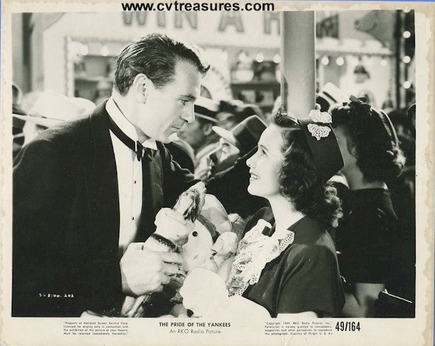 Pride of the Yankees, Gary Cooper still photo 1949 wife shopping